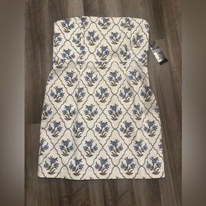 NWT Sam And Jess Strapless White with Blue and Green Floral Pattern - Size Large